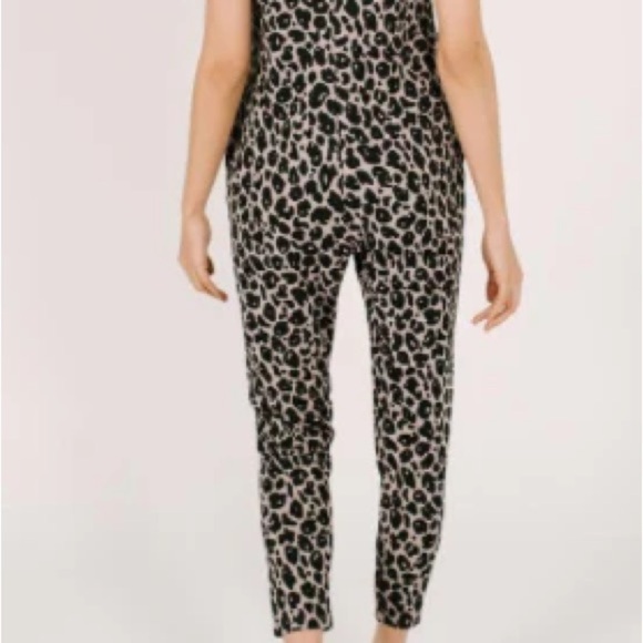 Smash + Tess S&T Sunday Romper in Lexi Leopard sz Lg Cute Comfy, Bamboo material - Picture 2 of 10